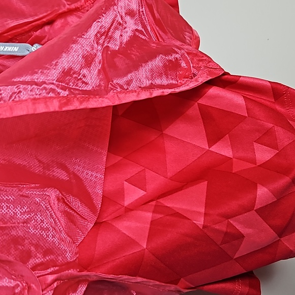 NIKE shorts - Picture 5 of 6